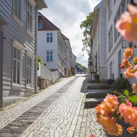 3 Min Walk To Bryggen - Spacious & Bright Διαμέρισμα